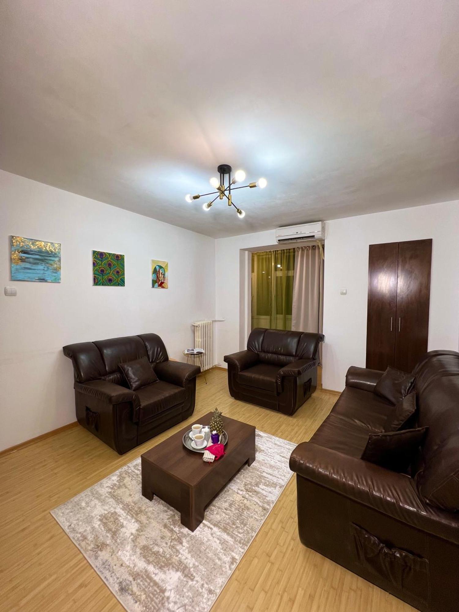 Kiwi Apart-Hotel 1Br Wi-Fi Free - Close To Old Town - Cozy Location - Shorter Or Longer Stay - R&M Boutique Bükreş Dış mekan fotoğraf